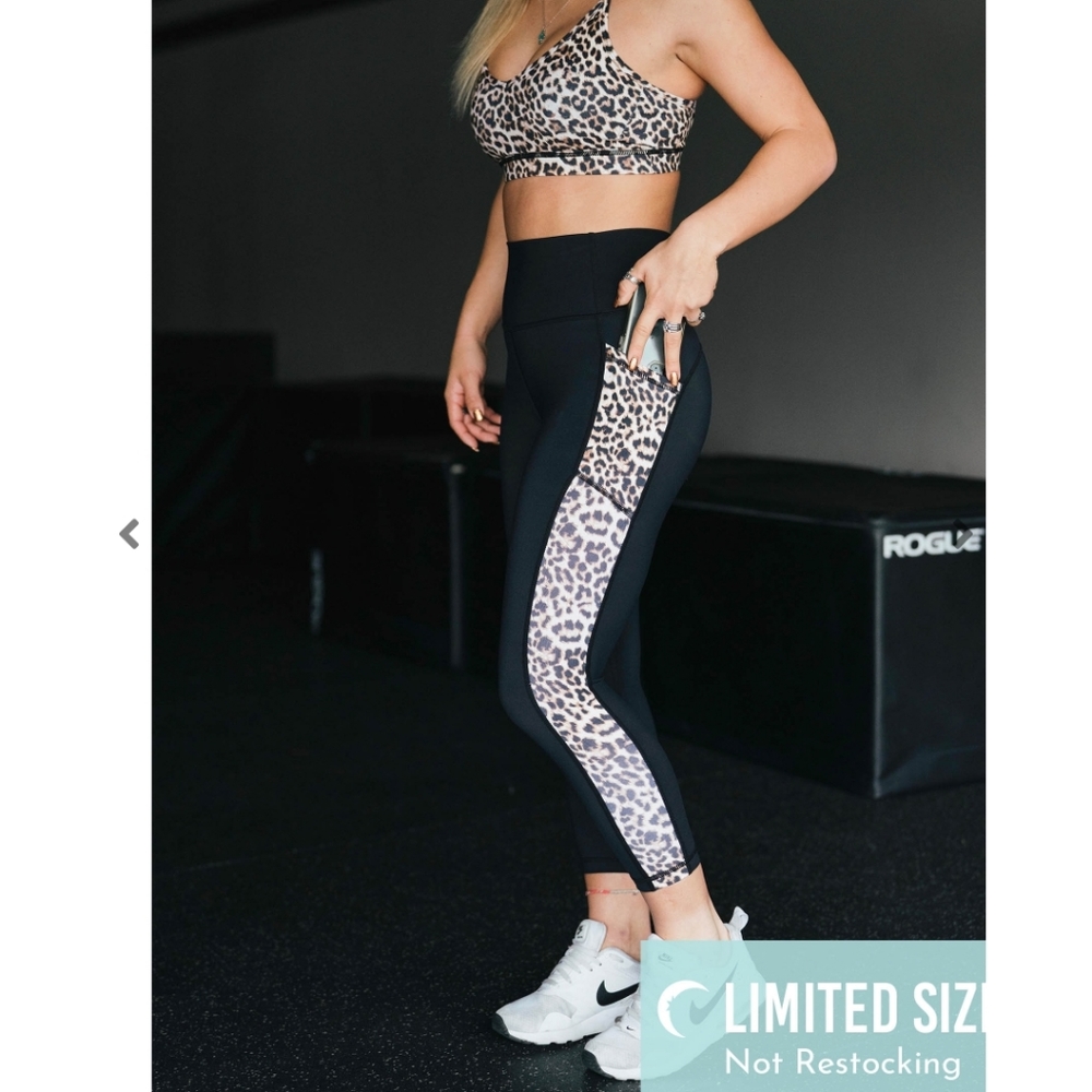 Nwt leopard pocket hi rise brilliant 8-10